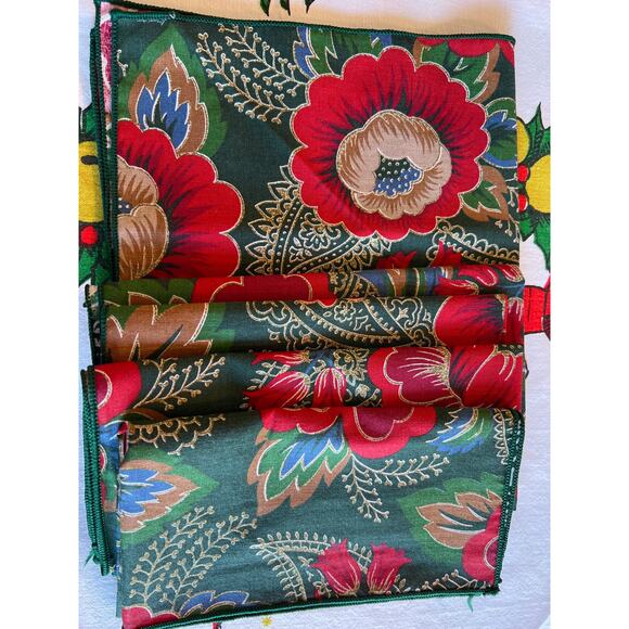 Holiday cloth, napkins, set of five - Picture 1 of 3